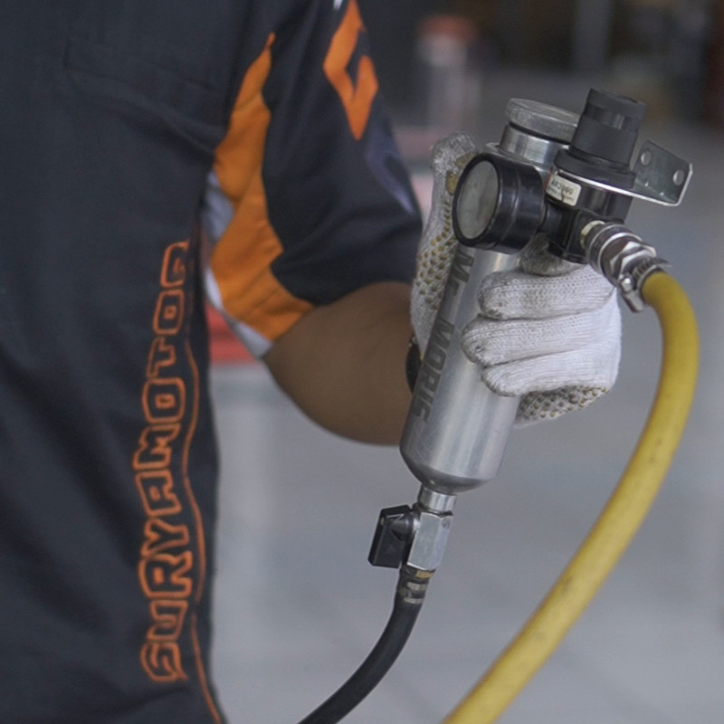 Gurah portrait web 800x800